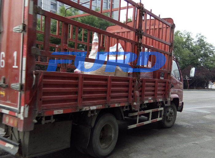 福瑞得機械手扶壓路機、二次結(jié)構(gòu)澆筑機及時發(fā)貨
