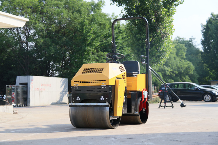 “明星款”小型壓路機(jī)，讓大家的選擇不再“迷路”！